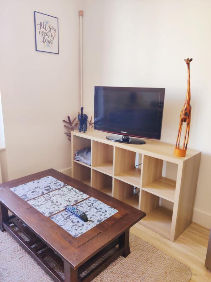 Sw Cosy Apart - Chambly Persan Roissy Esterno foto